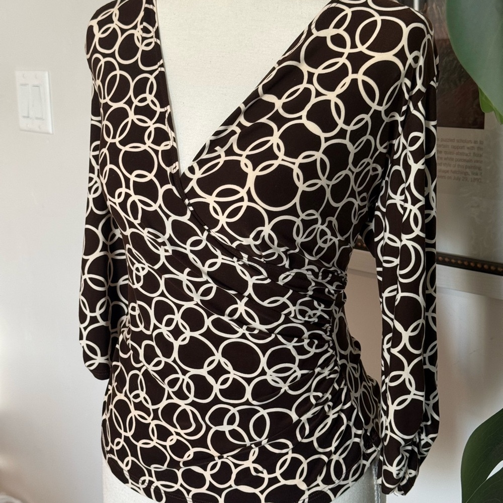 AGB Black and White Circle Pattern Blouse